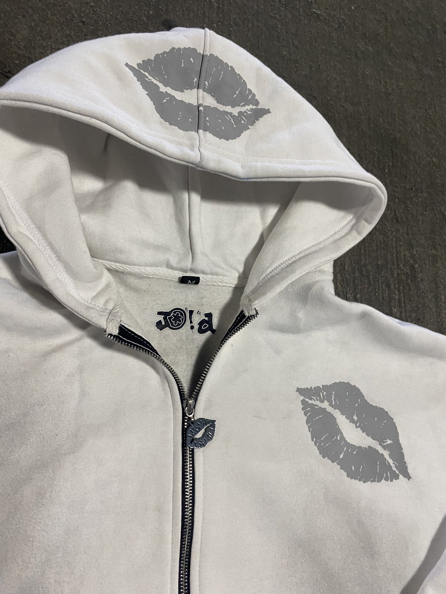 CLOUDED KISSES ZIPUP